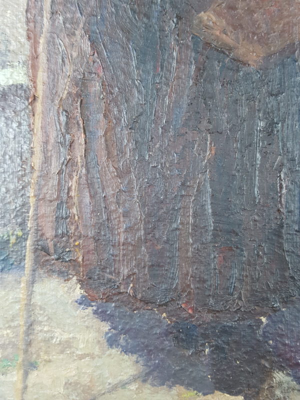 Old lady at an entrance - Image 7