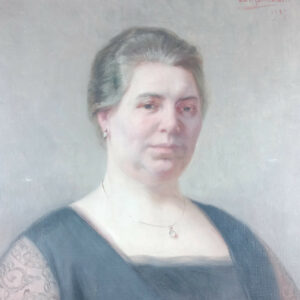 Lady with a necklace